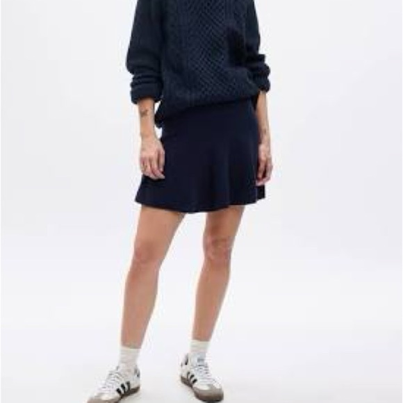 Gap CashSoft Skirt NWT Mini Ribbed Knit Flared Navy XS Petite - Picture 1 of 7